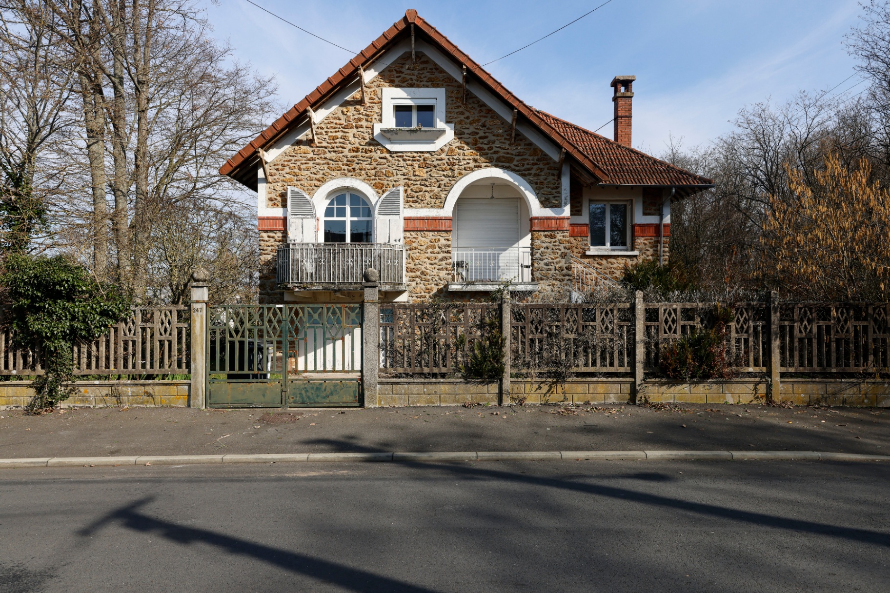 Maison individuelle en pierre, rénovation énergétique pour particuliers